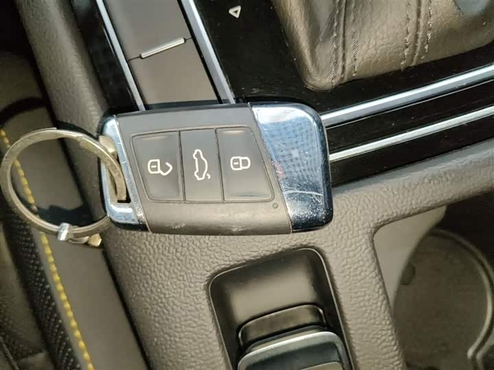 Фото 9 - Volkswagen CC