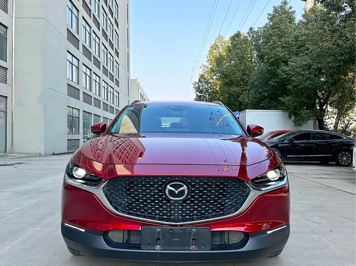 Фото 2 - Mazda CX-30