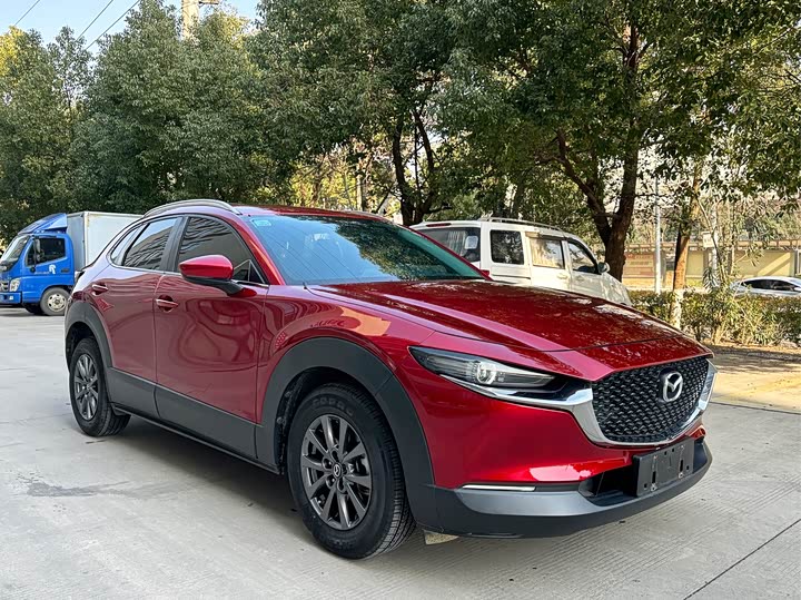 Фото 3 - Mazda CX-30