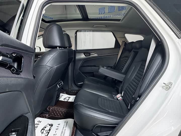 Фото 9 - Kia Sportage