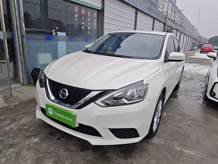 Фото 2 - Nissan Sylphy