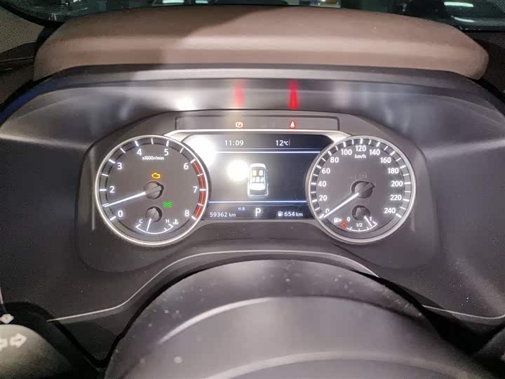 Фото 4 - Nissan X-Trail