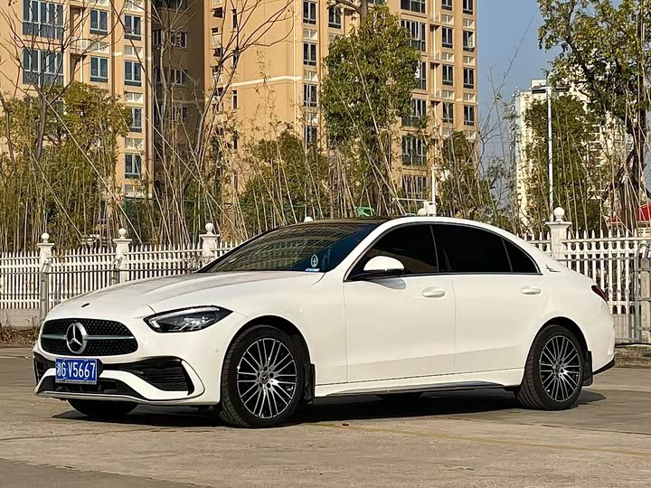 Фото 1 - Mercedes-Benz C-Class