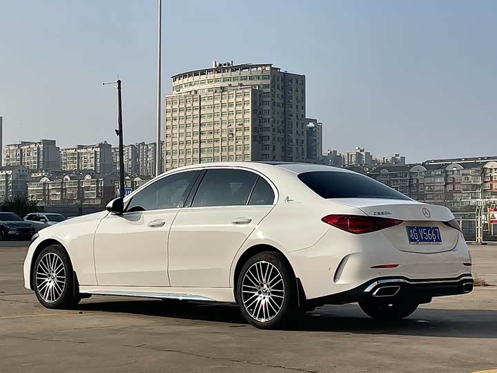 Фото 9 - Mercedes-Benz C-Class