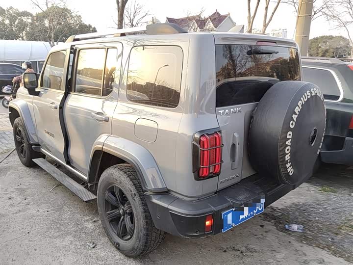 Фото 5 - Tank 300