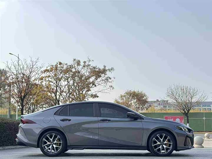 Фото 5 - GAC Trumpchi Empow R