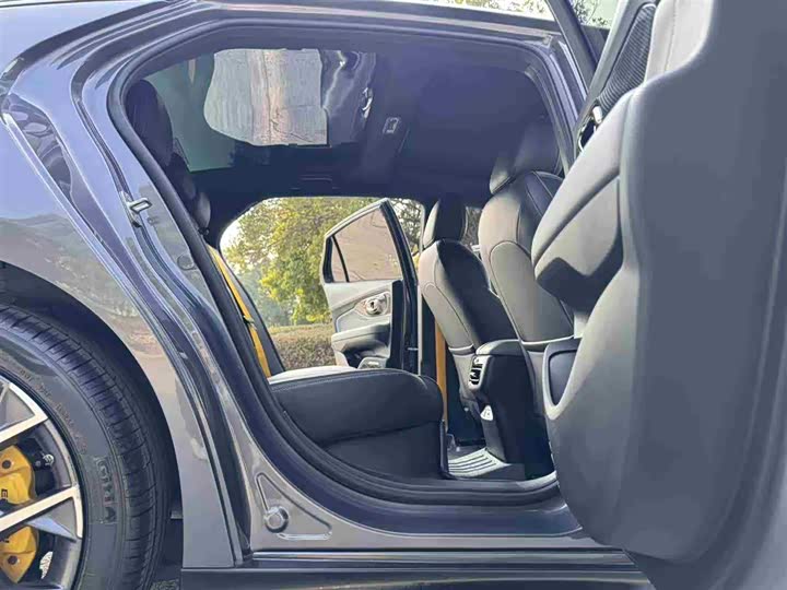 Фото 7 - GAC Trumpchi Empow R