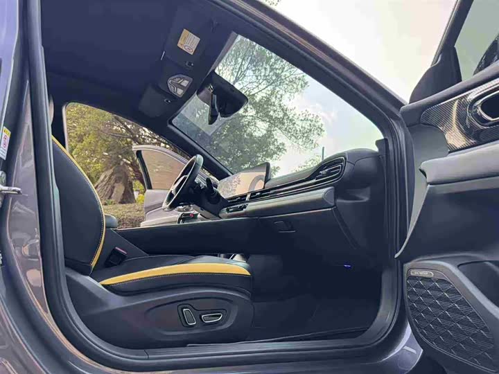 Фото 8 - GAC Trumpchi Empow R