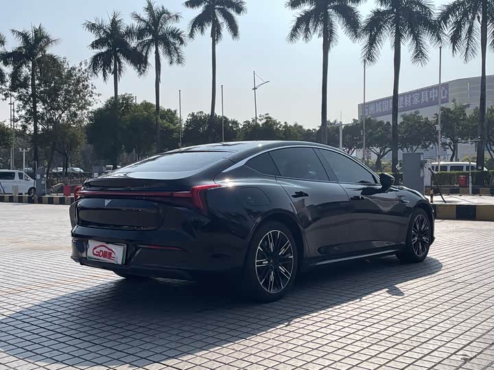 Фото 8 - Hozon S