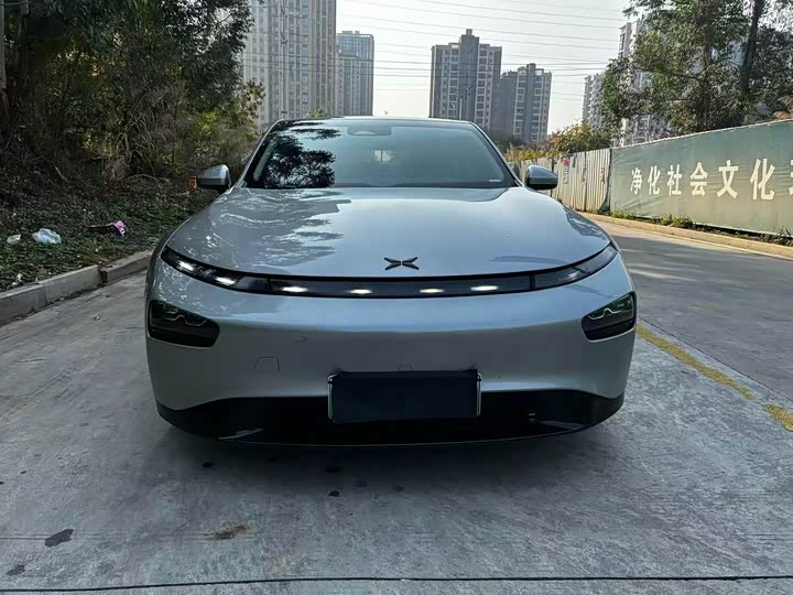 Фото 3 - XPeng P7