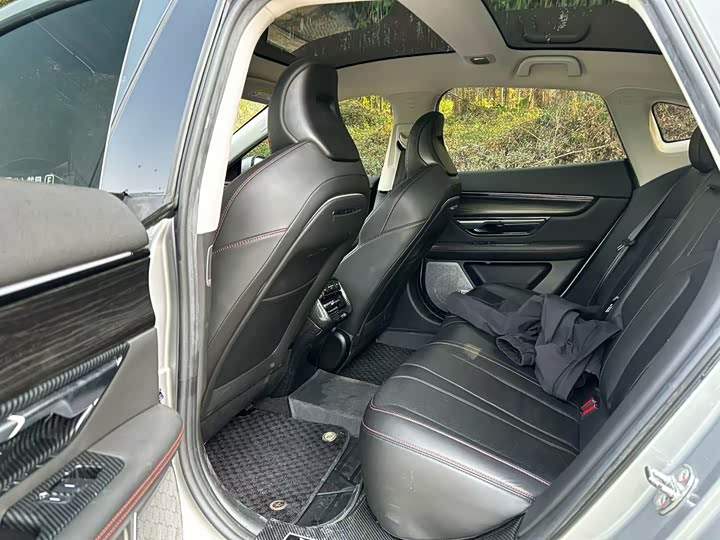 Фото 5 - XPeng P7