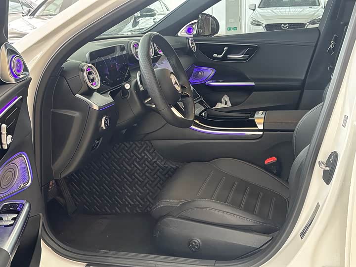 Фото 3 - Mercedes-Benz C-Class