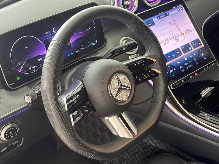 Фото 4 - Mercedes-Benz C-Class