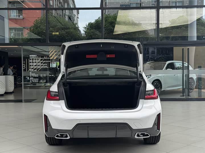 Фото 5 - BMW 3 Series