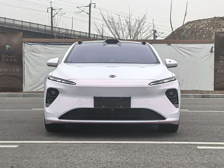 Фото 2 - Nio ET7