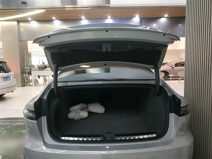 Фото 9 - Nio ET7