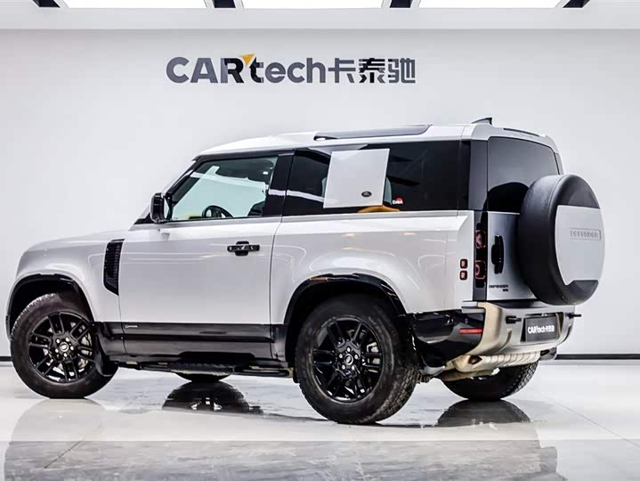 Фото 4 - Land Rover Defender