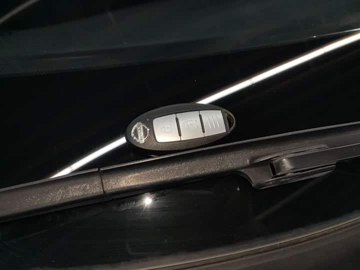 Фото 9 - Nissan X-Trail