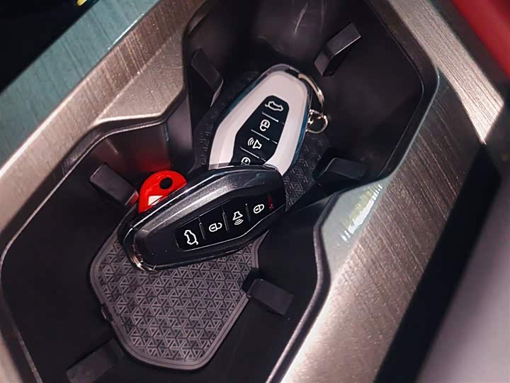 Фото 9 - Jetour X70