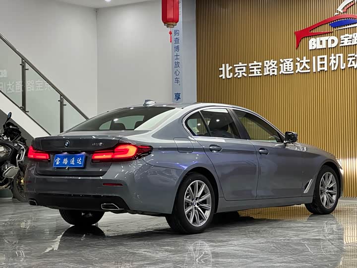 Фото 6 - BMW 5 Series