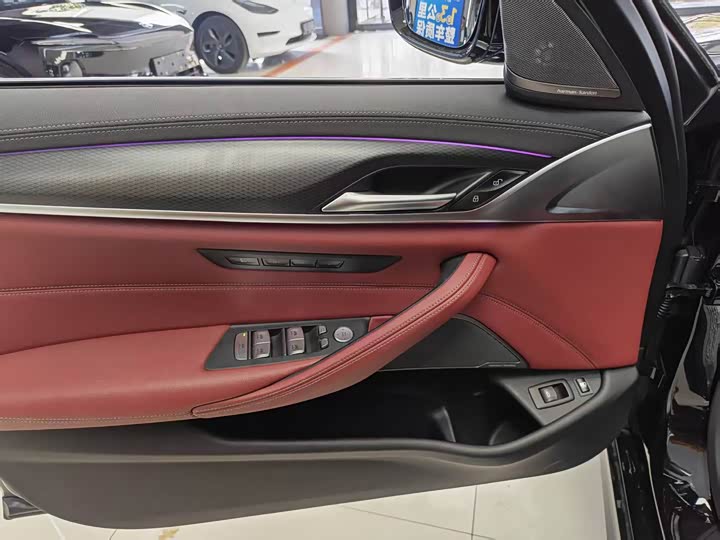 Фото 7 - BMW 5 Series Hybrid