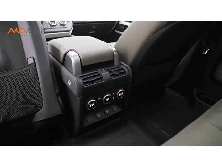 Фото 9 - Land Rover Defender