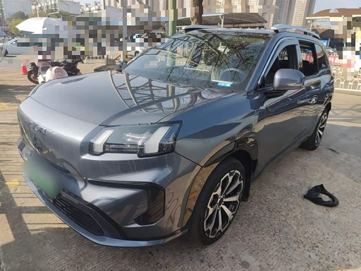 Фото 1 - GAC Aion V