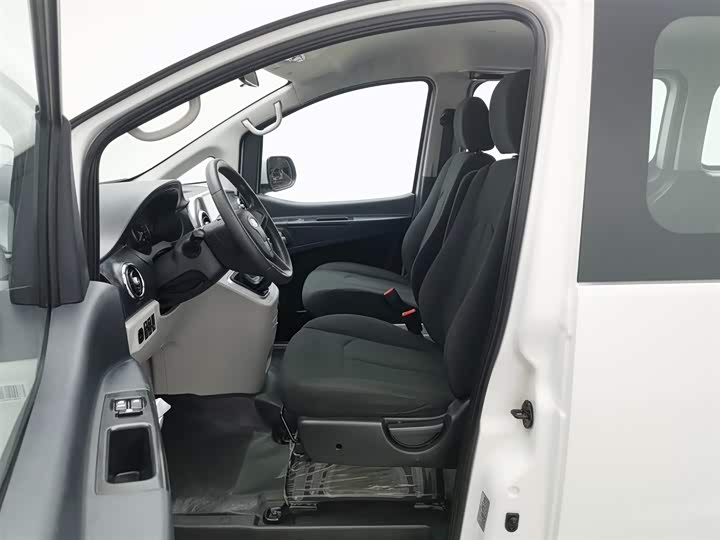 Фото 9 - JAC Refine M3