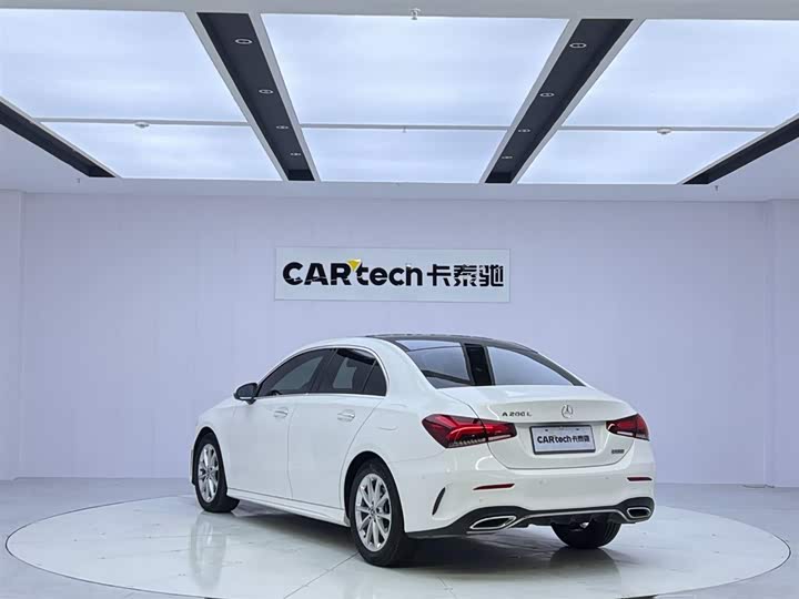 Фото 3 - Mercedes-Benz A-Class