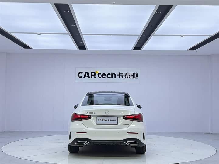 Фото 4 - Mercedes-Benz A-Class