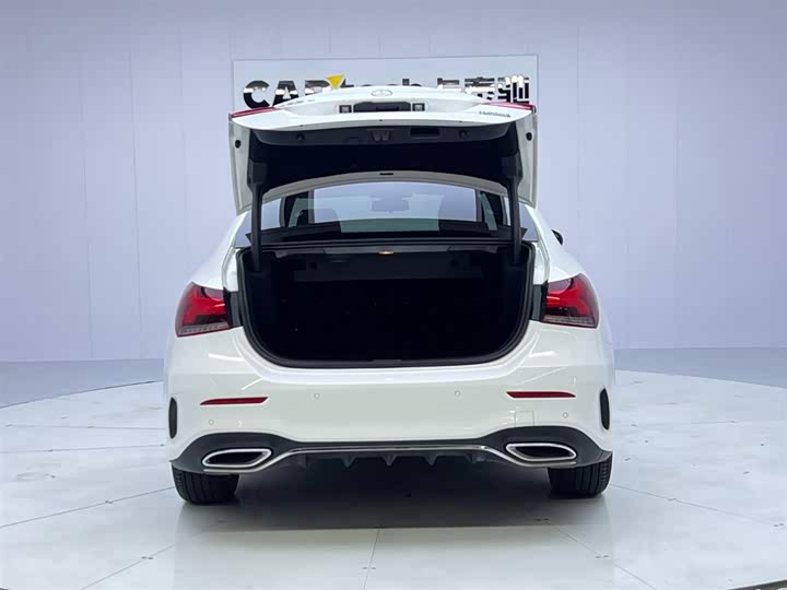 Фото 9 - Mercedes-Benz A-Class