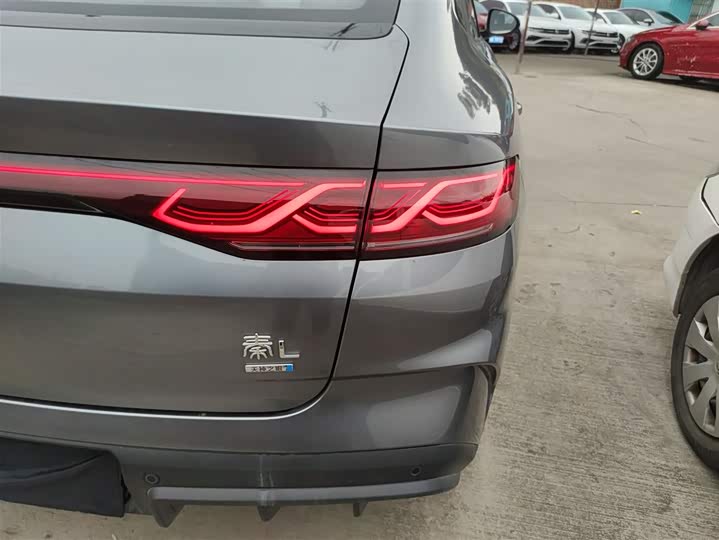 Фото 8 - BYD Qin L