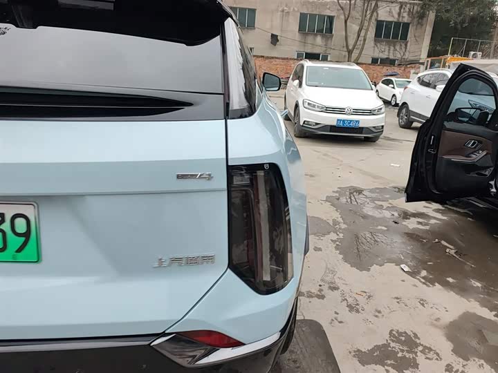 Фото 8 - Cadillac Optiq