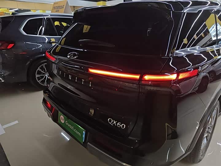 Фото 6 - Infiniti QX60