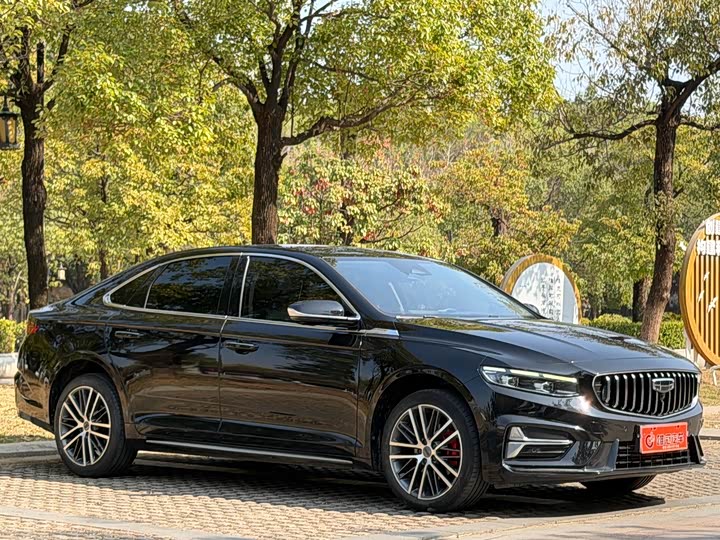 Фото 3 - Geely Preface