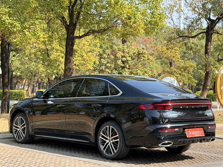 Фото 8 - Geely Preface