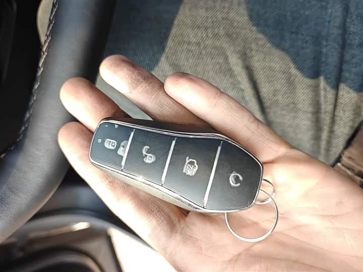 Фото 9 - BYD Sea Lion 06 Hybrid/EV