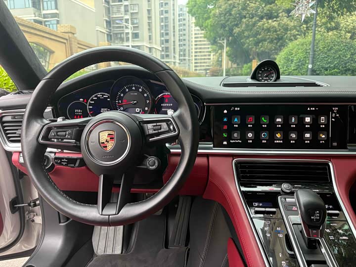 Фото 9 - Porsche Panamera