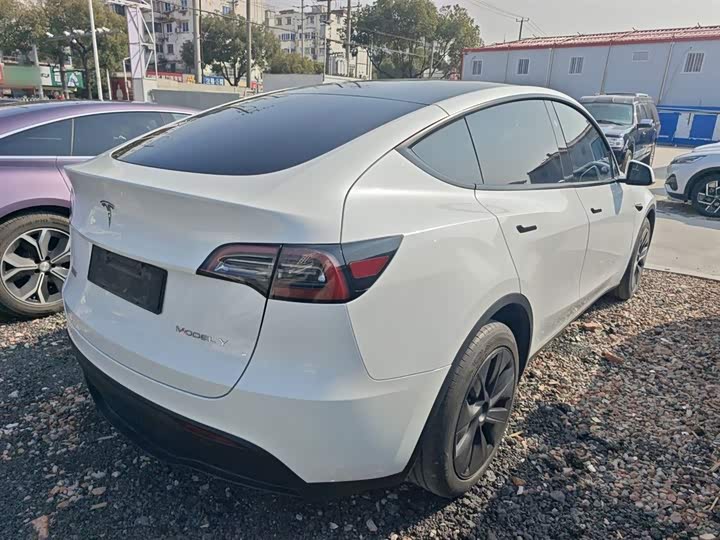 Фото 7 - Tesla Model Y