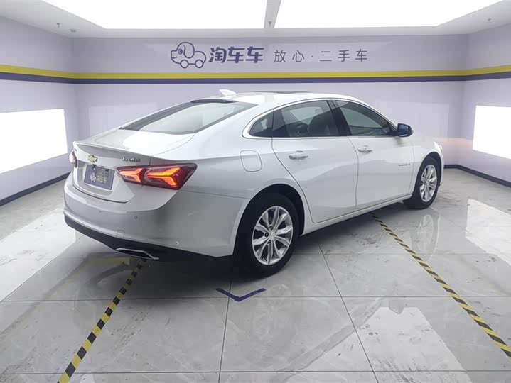 Фото 3 - Chevrolet Malibu XL