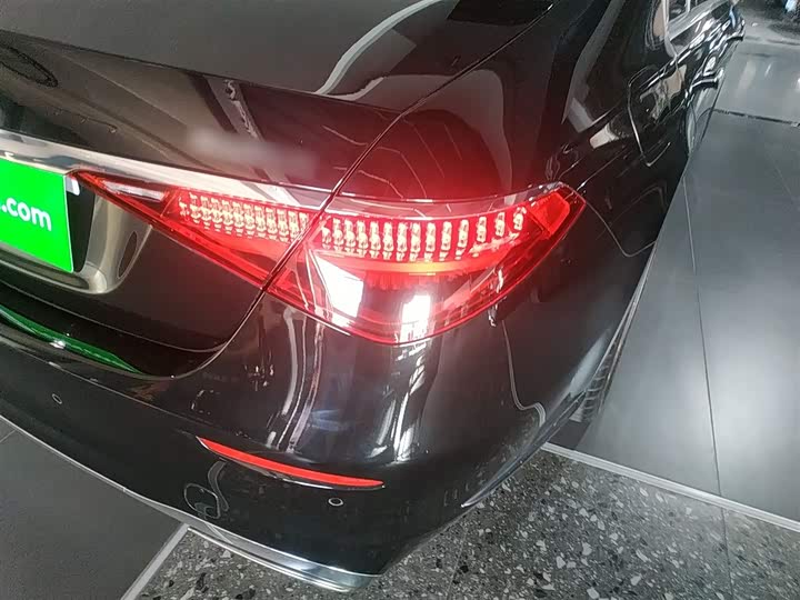 Фото 8 - Mercedes-Benz S-Class