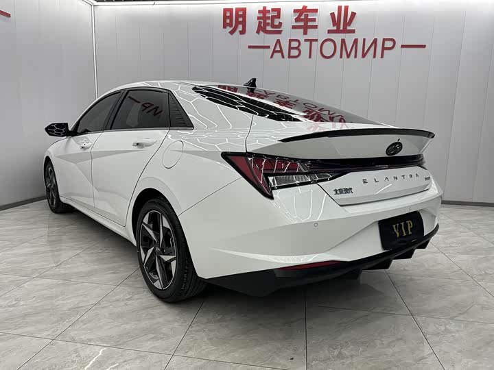 Фото 8 - Hyundai Elantra N line