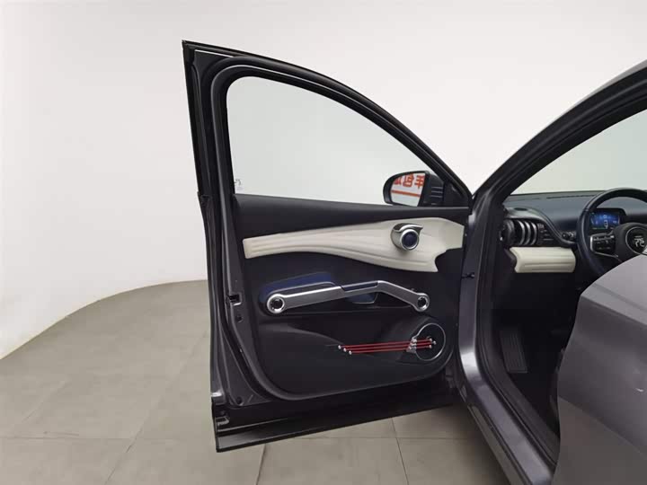 Фото 8 - BYD Yuan Plus