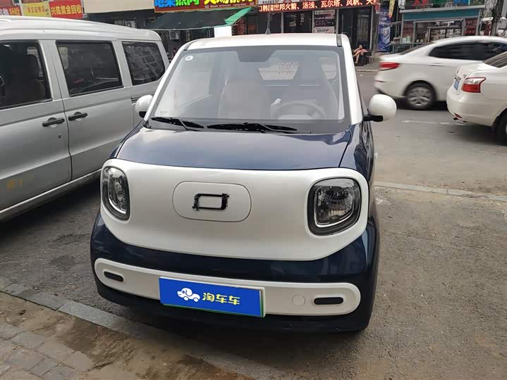 Фото 2 - Bestune Pony