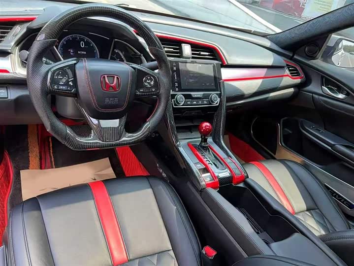 Фото 4 - Honda Civic