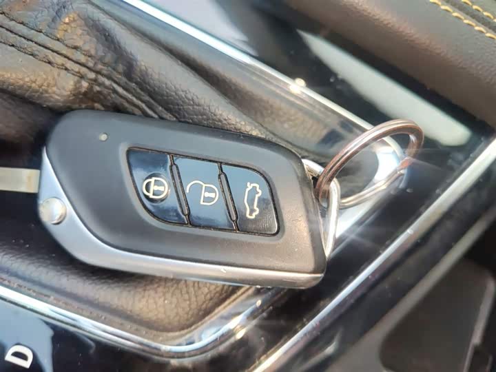 Фото 9 - Beijing X3