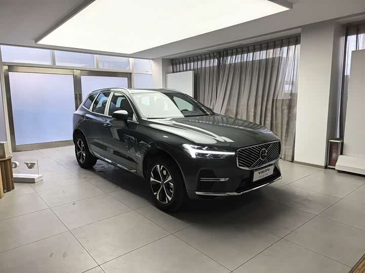 Фото 3 - Volvo XC60