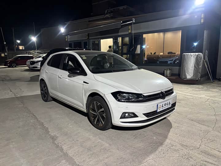 Фото 3 - Volkswagen Polo