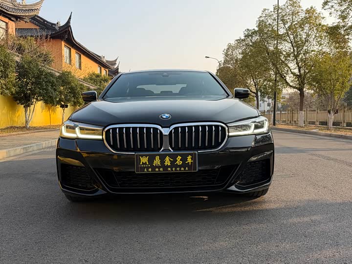 Фото 2 - BMW 5 Series