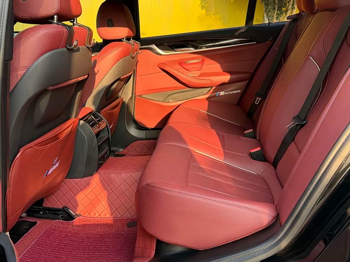 Фото 9 - BMW 5 Series